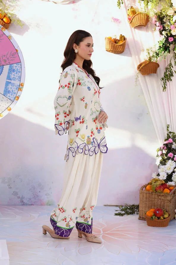 Floral white