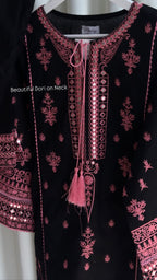 Noor-e-Phulkari