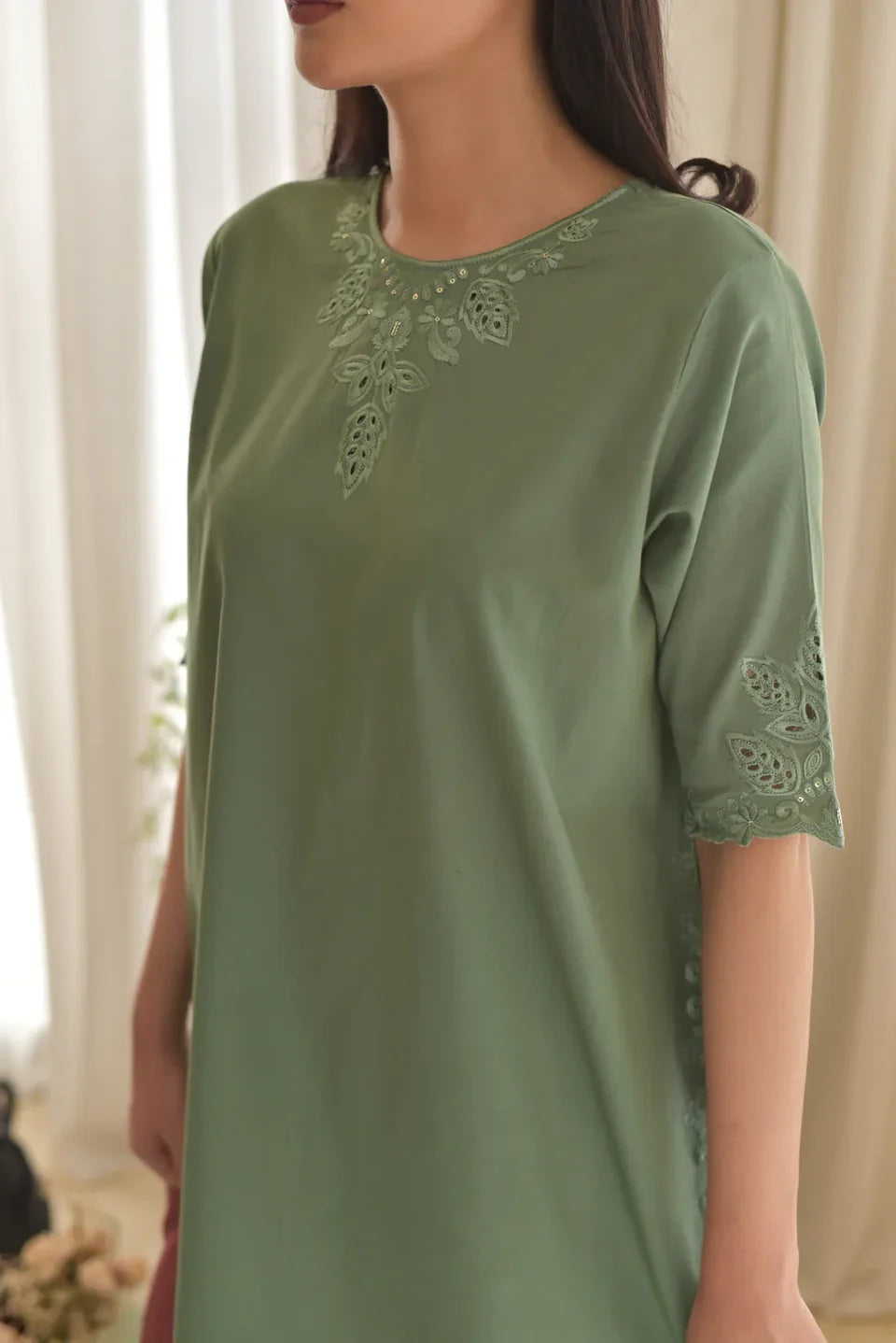 Green Stone 3pc stitched
