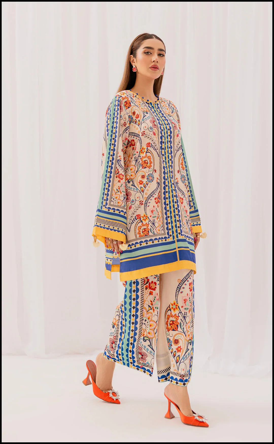Lilly 2PC stitched