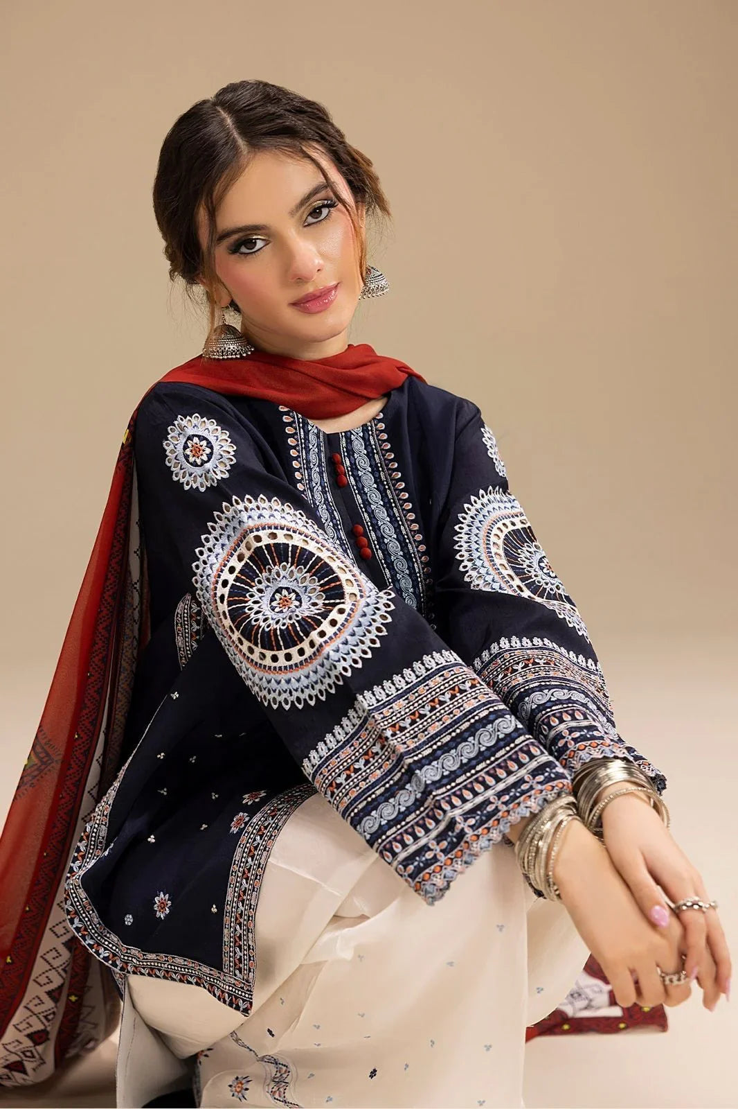 Noor E Hoor