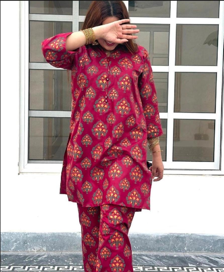 2-Piece stiched leaf printed suit