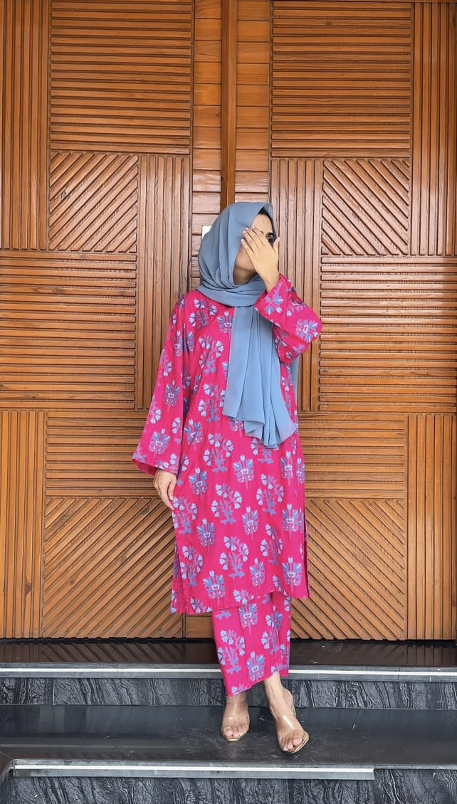 Floral Stiched 2-Piece Suit