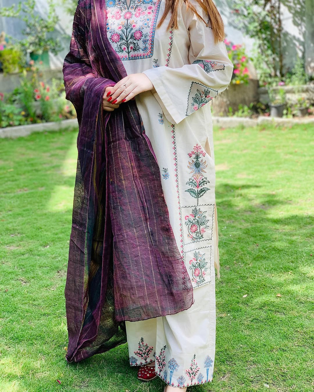 Naz Embroidered 2pc